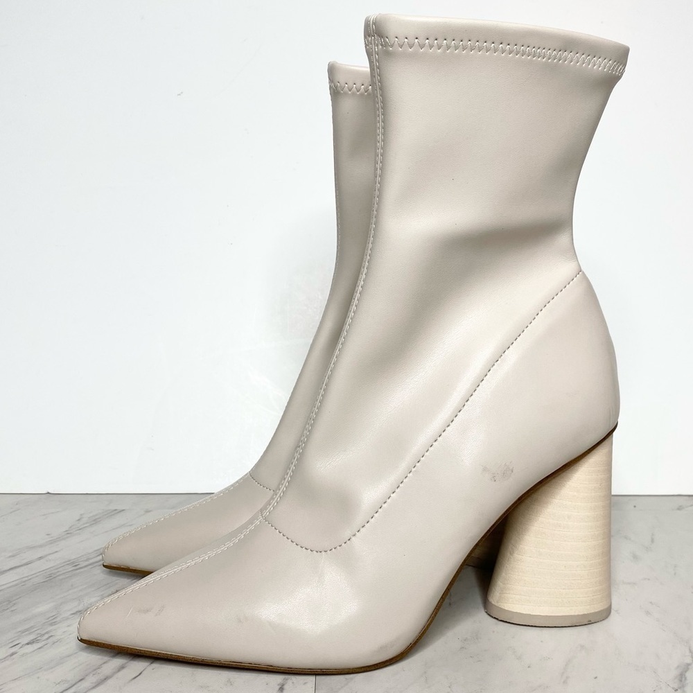 Steve Madden Valyant Pointy Toe Faux Leather Bootie 9M